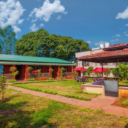 The Oak Woods Hotel Mahabaleshwar Ngoại thất bức ảnh