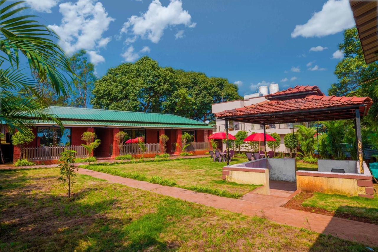 The Oak Woods Hotel Mahabaleshwar Ngoại thất bức ảnh