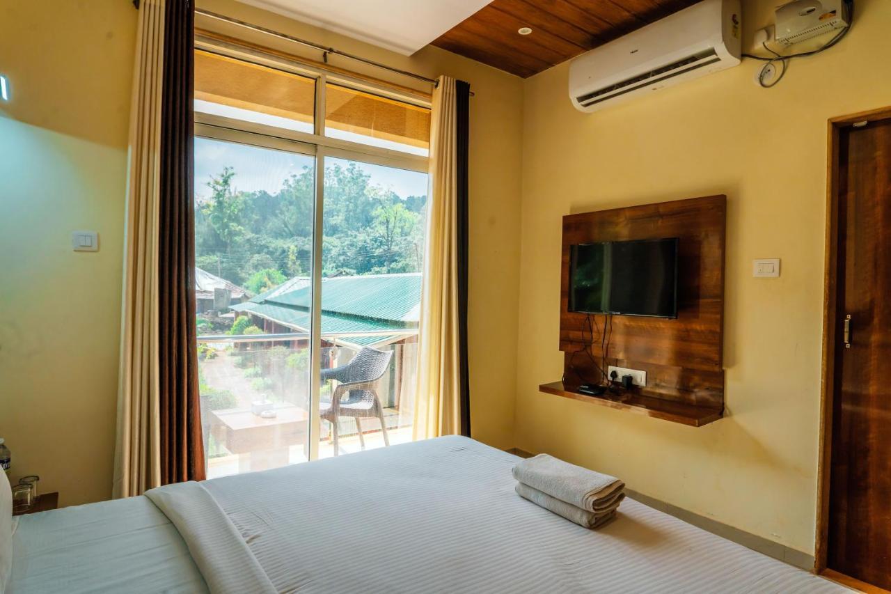 The Oak Woods Hotel Mahabaleshwar Ngoại thất bức ảnh