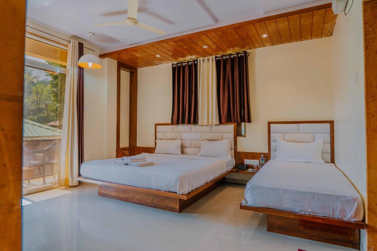 The Oak Woods Hotel Mahabaleshwar Ngoại thất bức ảnh