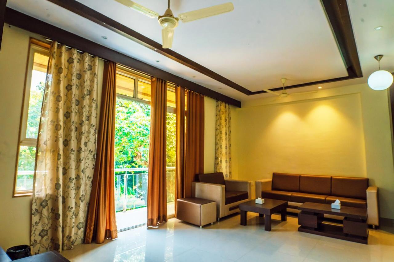 The Oak Woods Hotel Mahabaleshwar Ngoại thất bức ảnh