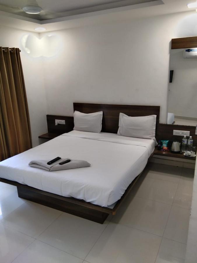 The Oak Woods Hotel Mahabaleshwar Ngoại thất bức ảnh